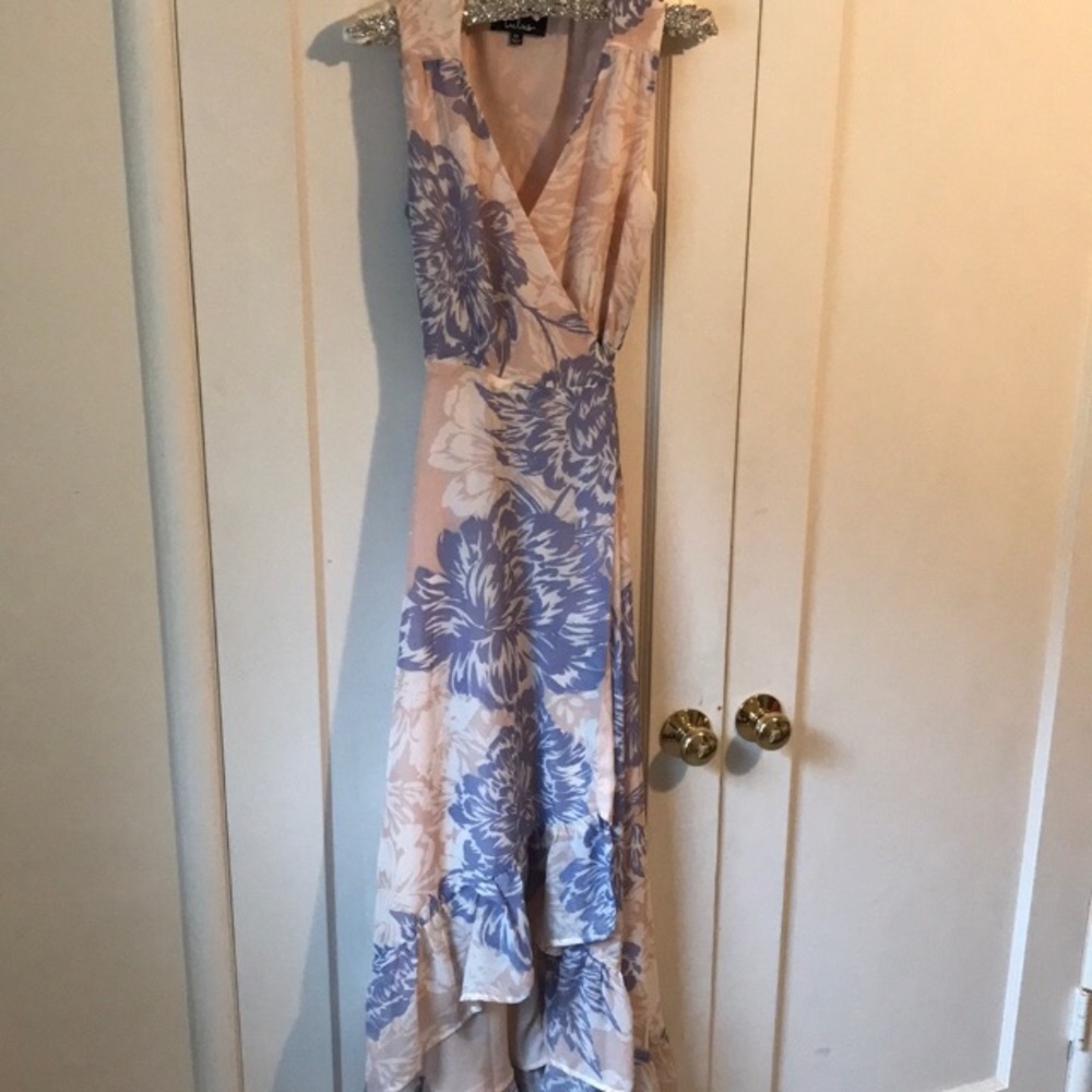 Lulus Hi-Lo floral wrap dress